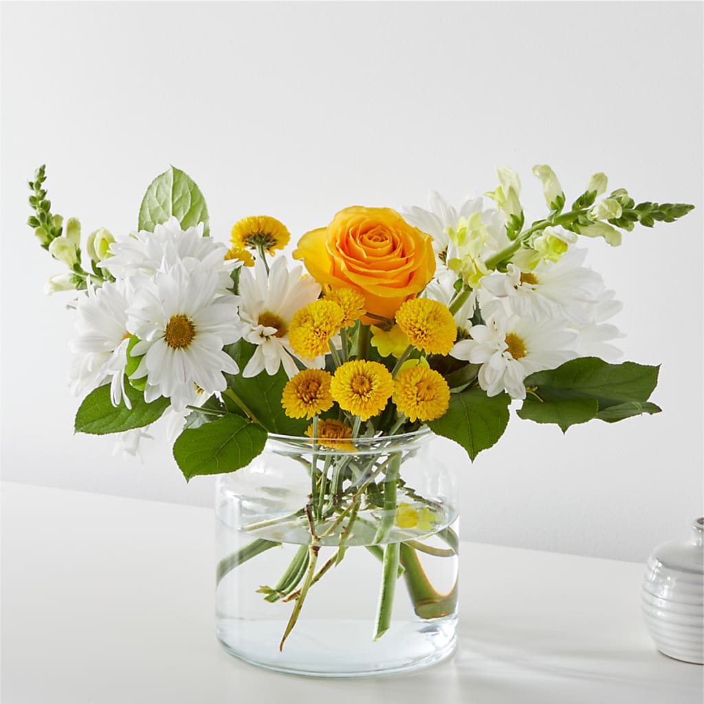 Sun Salutation Bouquet – New Rochelle Florist, New Rochelle NY