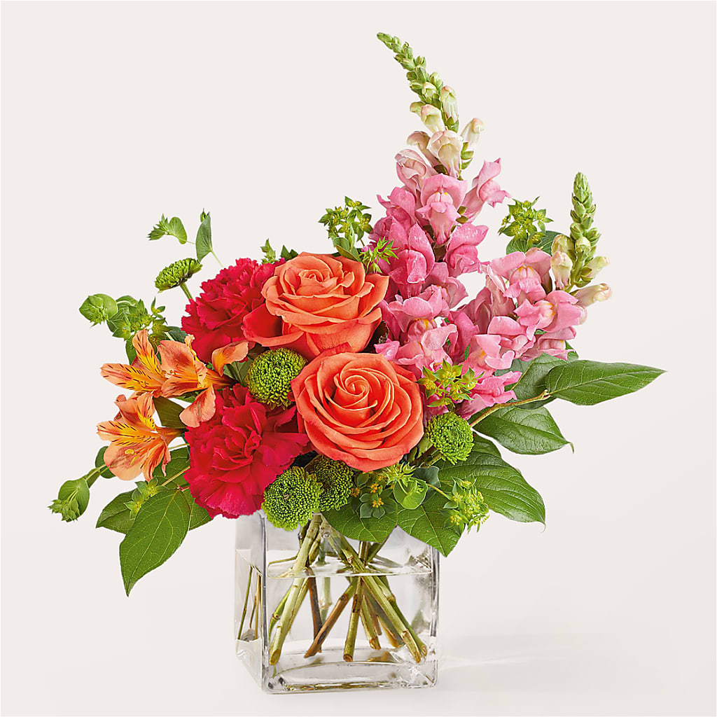 Cosmopolitan Bouquet – New Rochelle Florist, New Rochelle NY