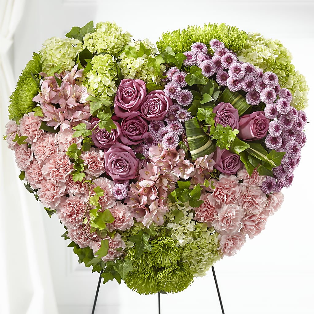 Heartwarming Standing Heart – New Rochelle Florist, New Rochelle NY