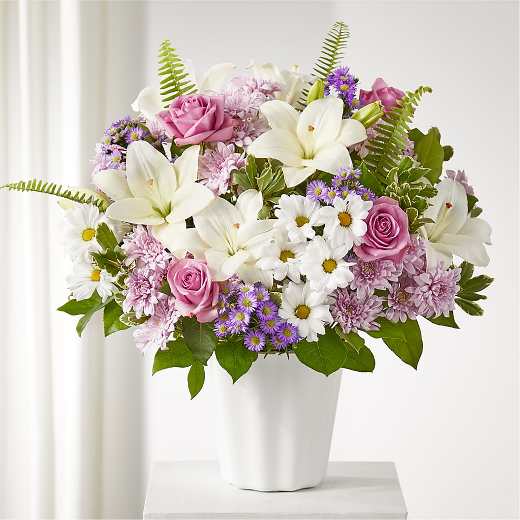 Warmest Thoughts Tabletop Basket – New Rochelle Florist, New Rochelle NY