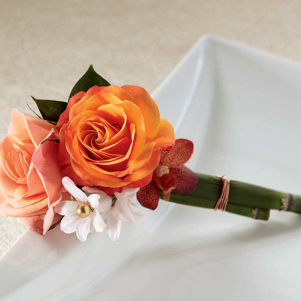 Sunset Dream Boutonniere – New Rochelle Florist, New Rochelle NY