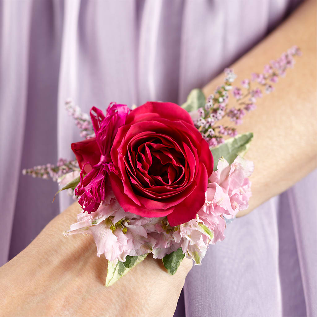 Rose Charm Corsage – New Rochelle Florist, New Rochelle NY
