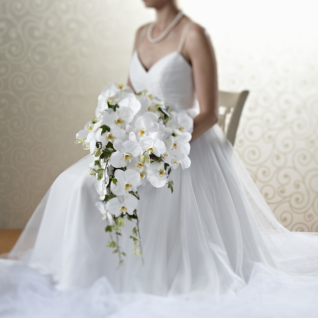 Classic White Bouquet – New Rochelle Florist, New Rochelle NY