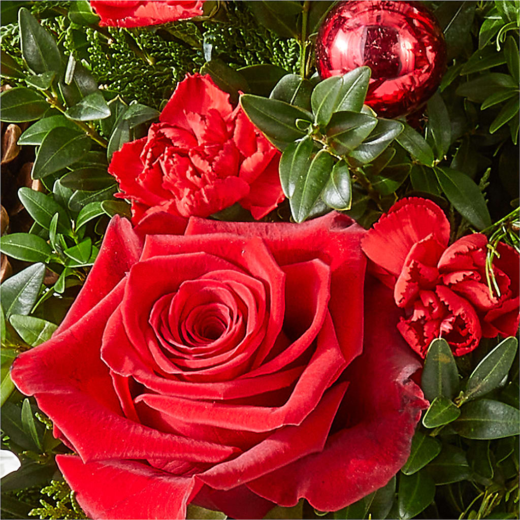 Spiced Gingerbread Tree –  New Rochelle Florist, New Rochelle NY