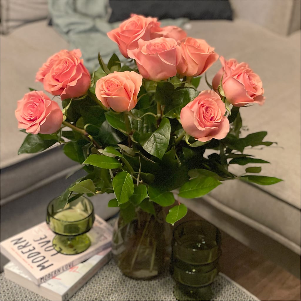 Long Stem Pink Rose Bouquet –  New Rochelle Florist, New Rochelle NY