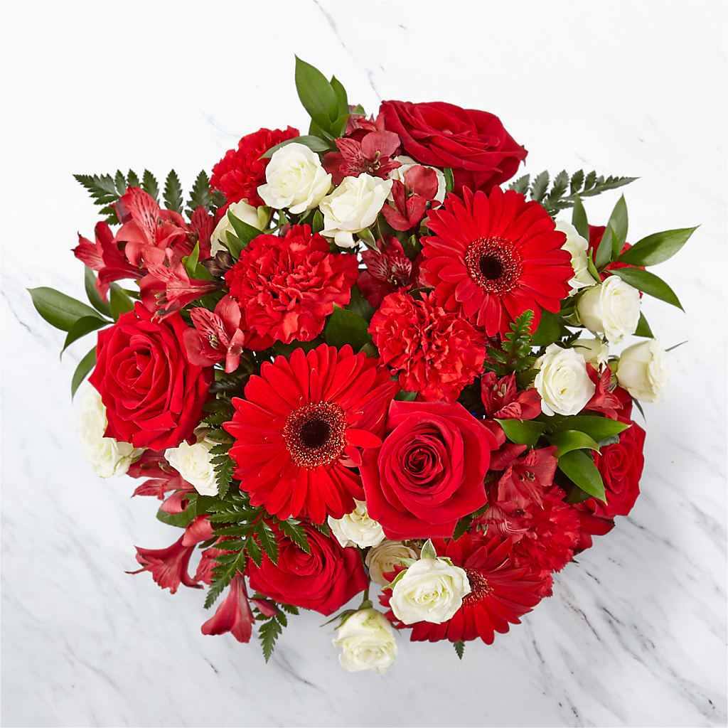 Hearts Embrace Bouquet –  New Rochelle Florist, New Rochelle NY
