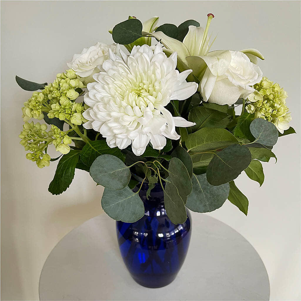 Snowy Dreams Bouquet –  New Rochelle Florist, New Rochelle NY