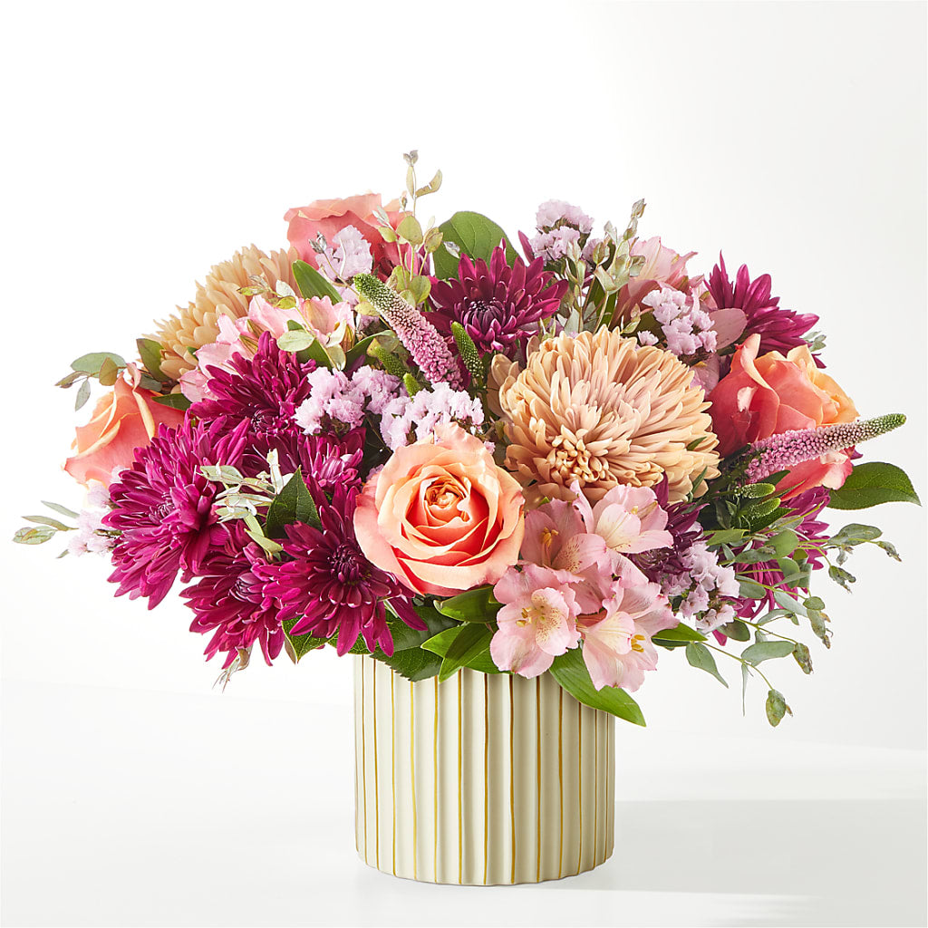 Berry Cobbler Bouquet with Ivory Vase –  New Rochelle Florist, New Rochelle NY